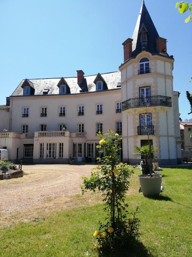 Chateau Les 4 Saisons *