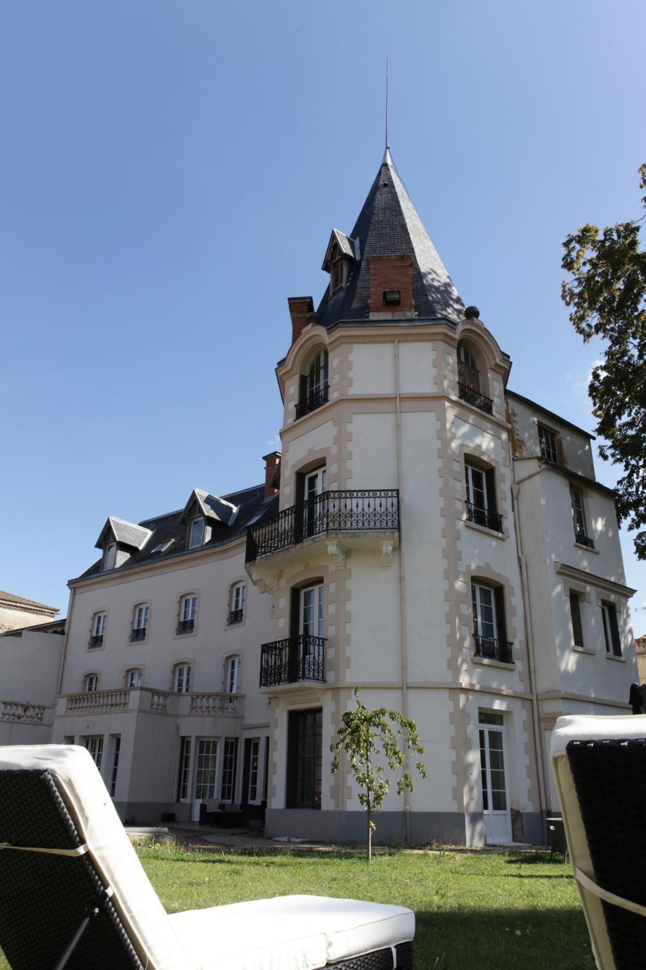 Chateau Les 4 Saisons